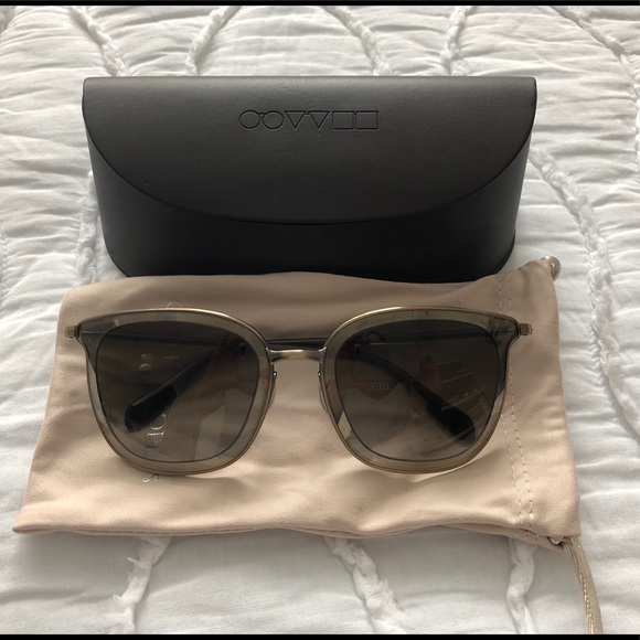 Oliver Peoples Accessories - OLIVER PEOPLES Annetta Gold Sunglasses EUC
